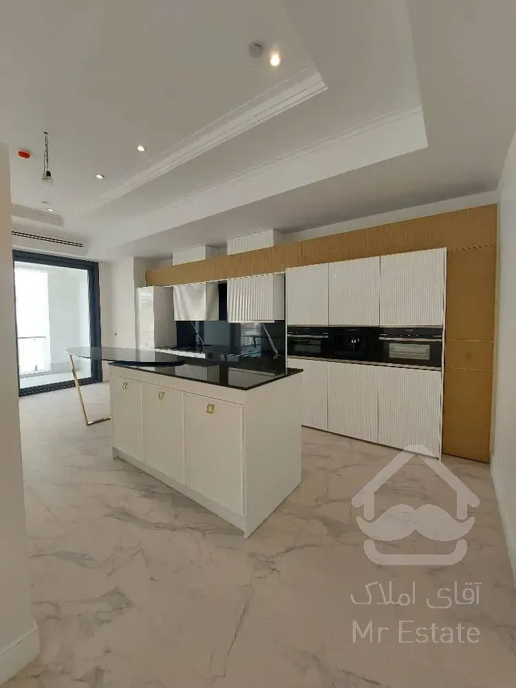 رهن آپارتمان ۳۸۰ متری در زعفرانیه