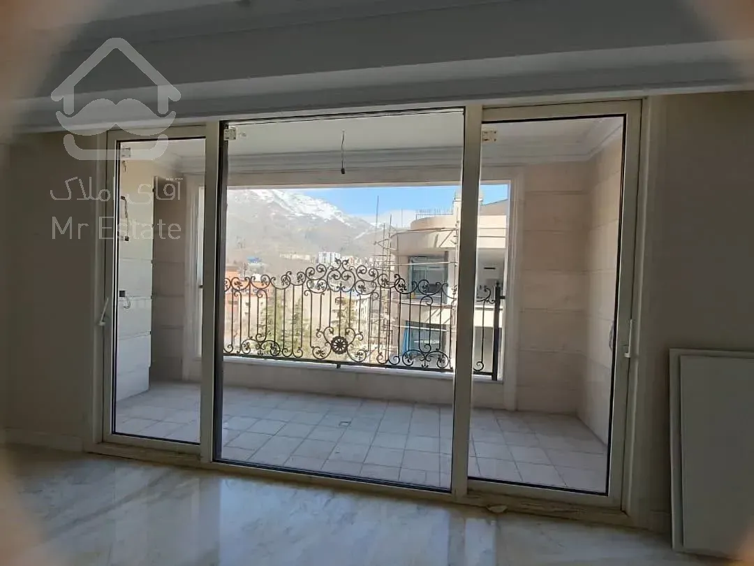 رهن آپارتمان ۴۰۰ متری در زعفرانیه