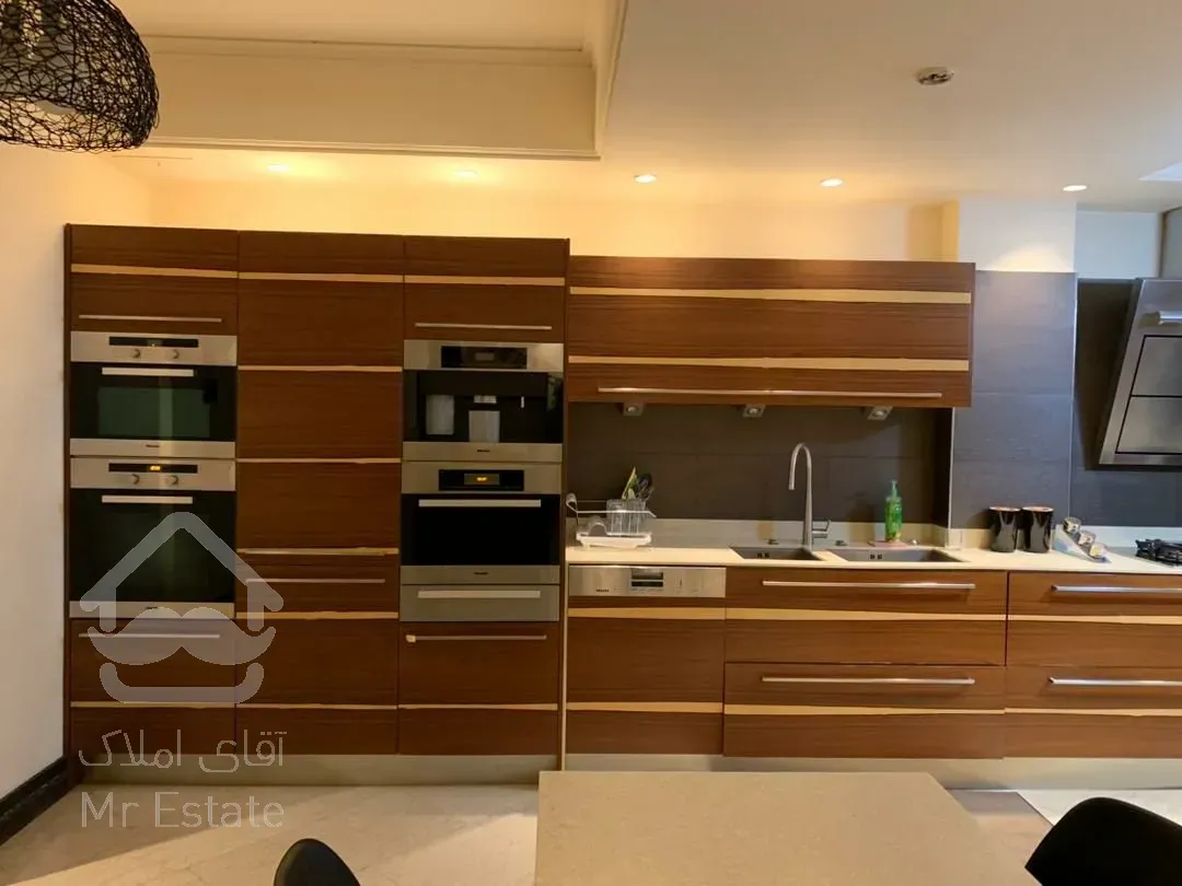 اجاره‌ آپارتمان ۲۹۰ متری در زعفرانیه