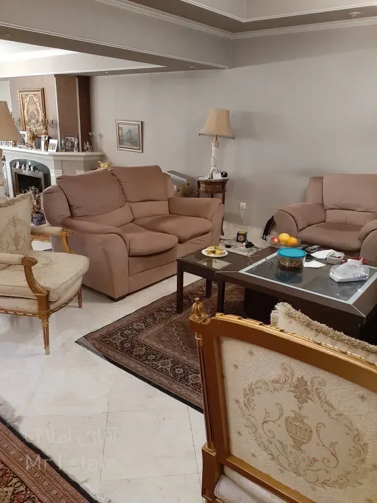 فروش آپارتمان ۲۴۰ متری در محمودیه