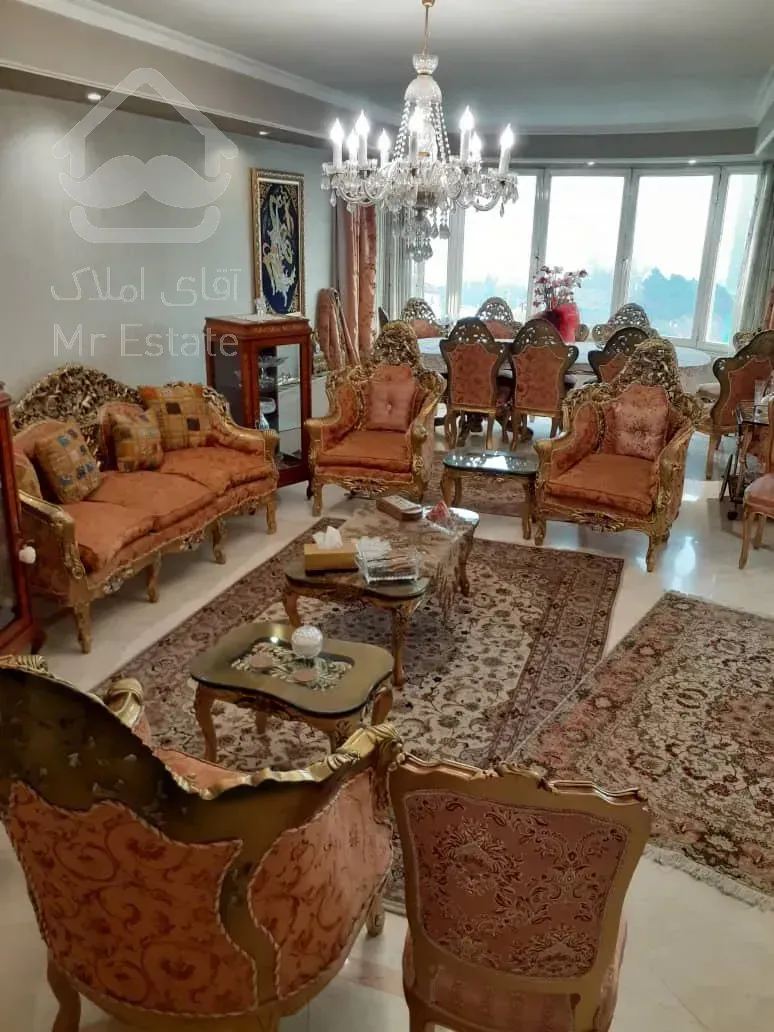 فروش آپارتمان ۲۴۰ متری در محمودیه