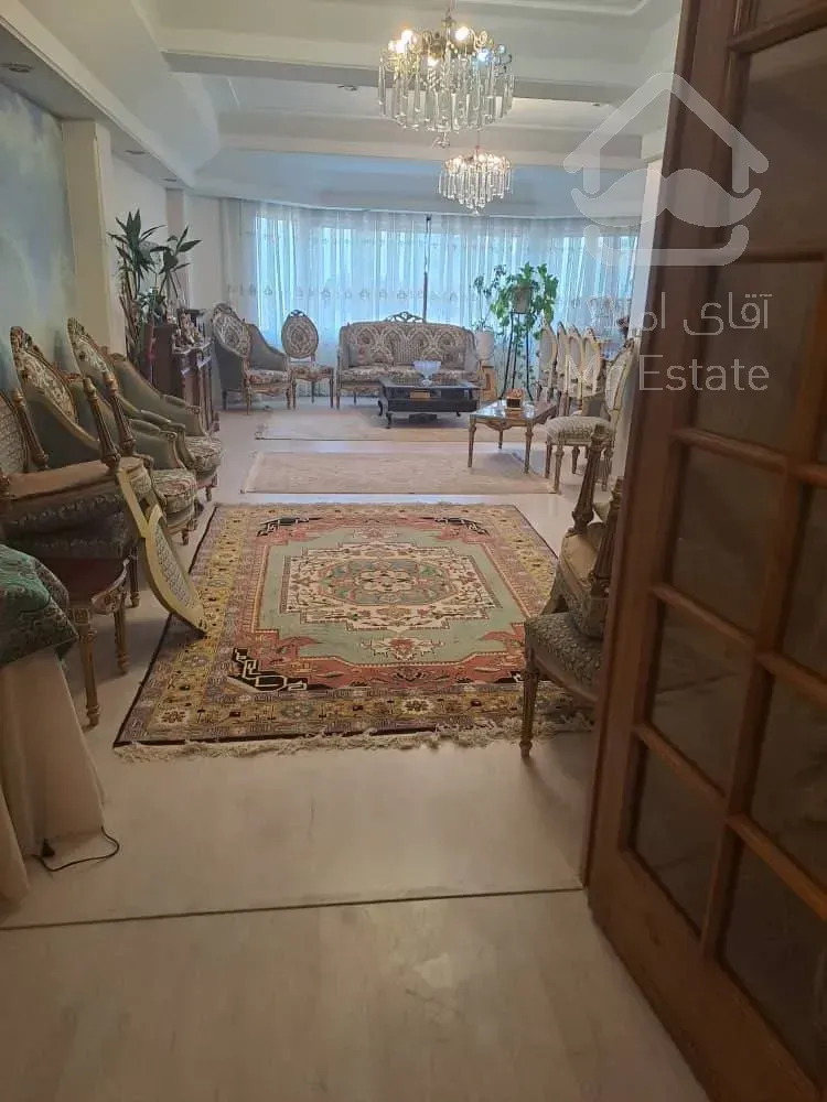 فروش آپارتمان ۱۹۰ متری در زعفرانیه