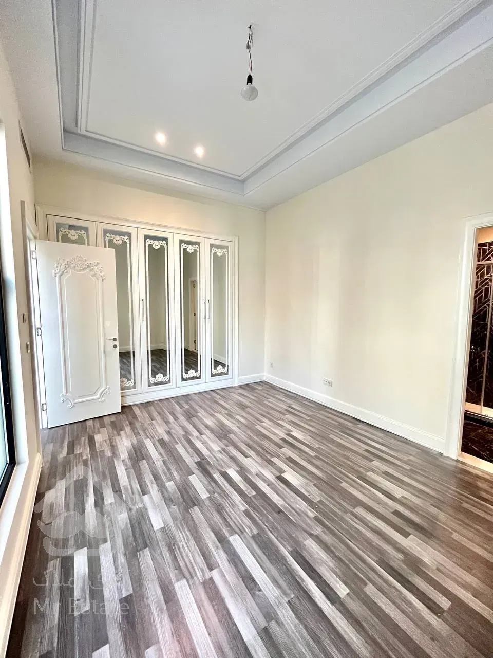 فروش آپارتمان ۲۱۱ متری در زعفرانیه