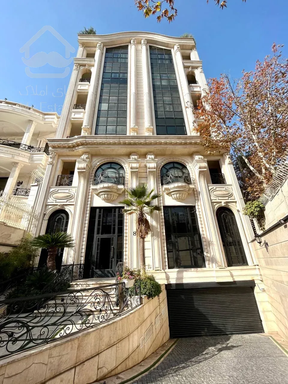 فروش آپارتمان ۲۱۱ متری در زعفرانیه