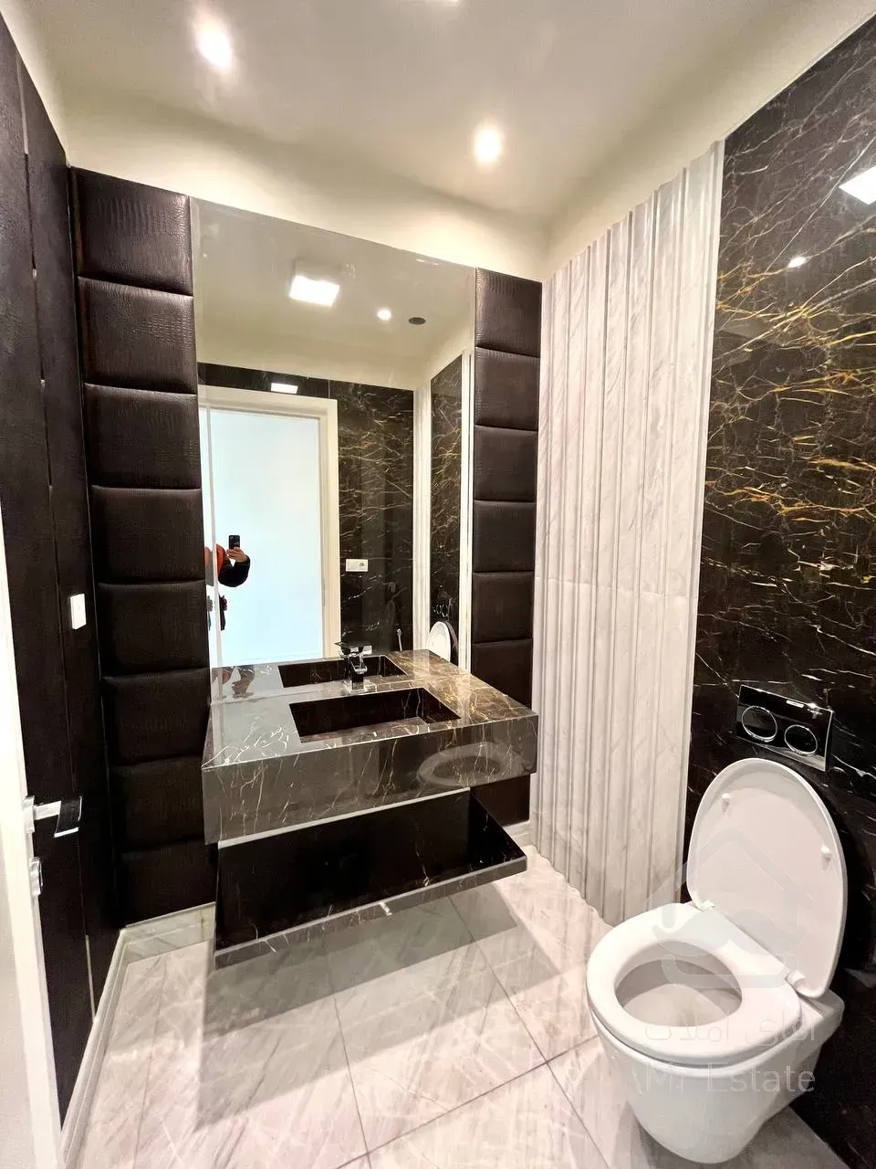 فروش آپارتمان ۲۱۱ متری در زعفرانیه