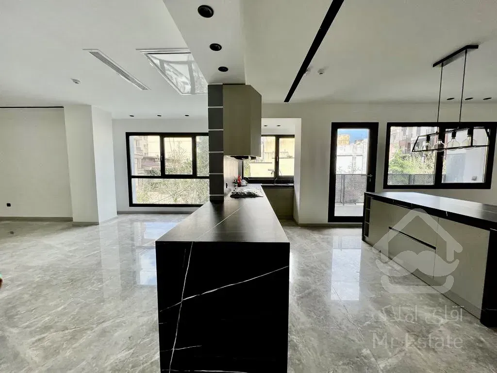 فروش آپارتمان 200 متری در زعفرانیه