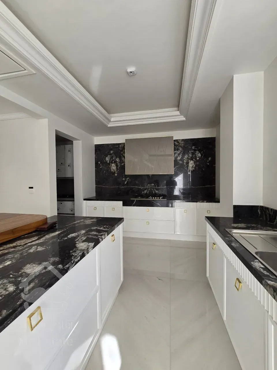 رهن آپارتمان ۲۵۰ متری در ولنجک