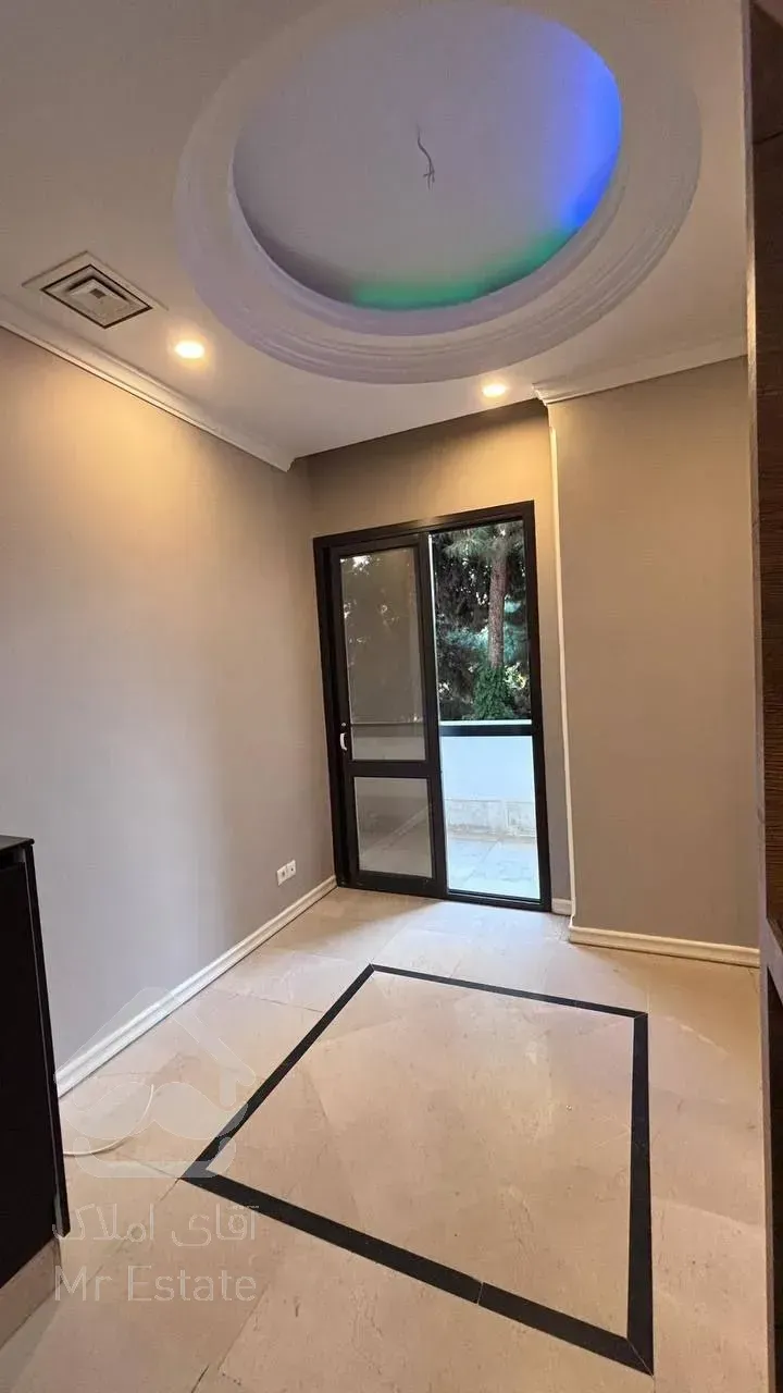 رهن آپارتمان ۳۰۰ متری در زعفرانیه