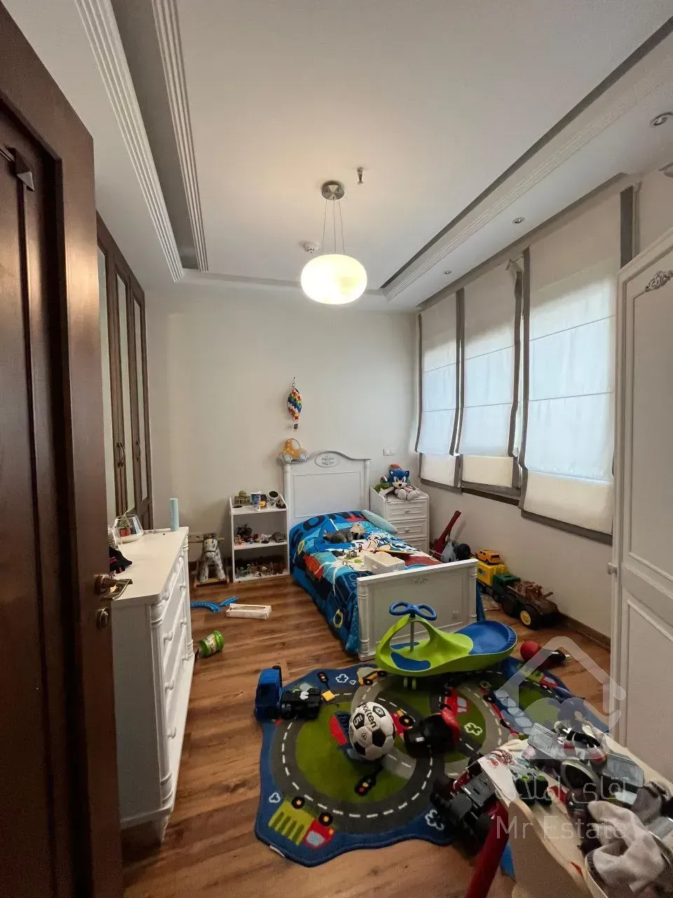 فروش آپارتمان ۱۸۹ متری در محمودیه