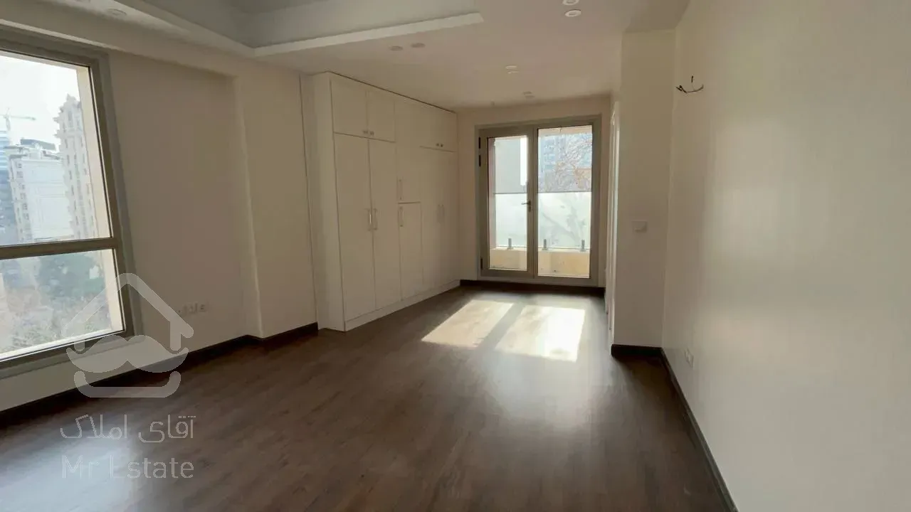 رهن آپارتمان ۲۰۰ متری در زعفرانیه