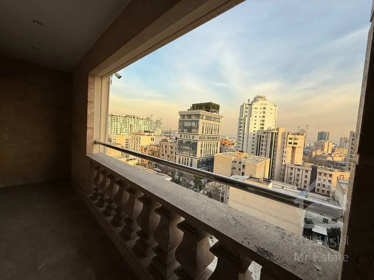 فروش آپارتمان ۲۴۰ متری در محمودیه