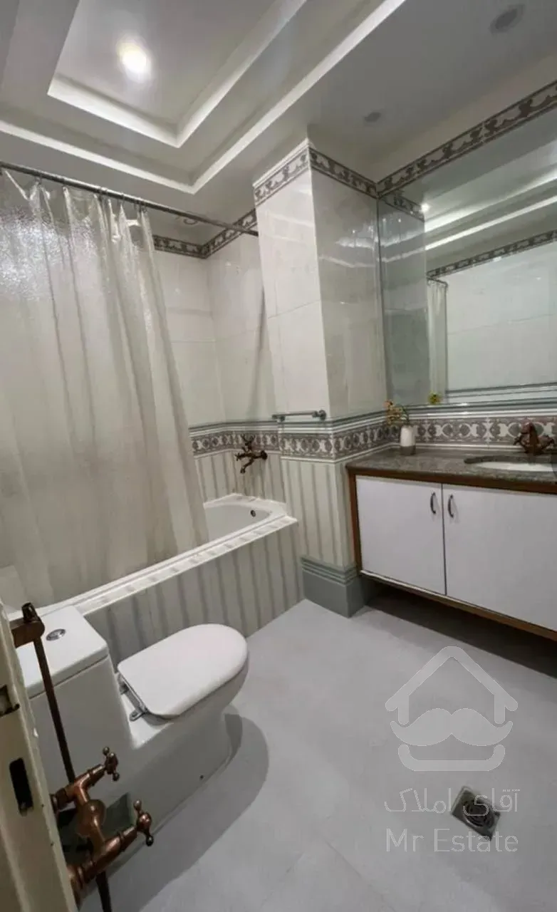 رهن آپارتمان 230 متری در محمودیه