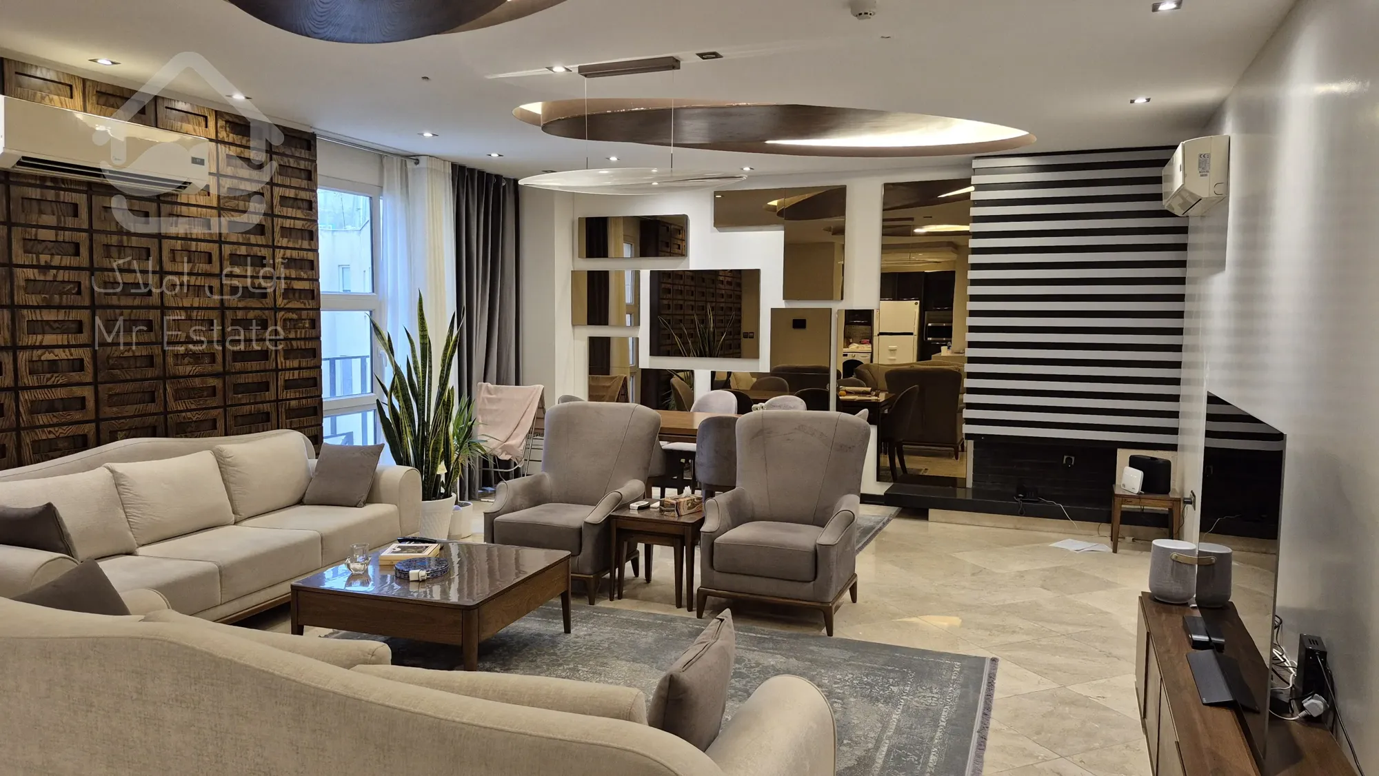 ۹۷ متر سعادت آباد صرافهای شمالی ، فول امکانات