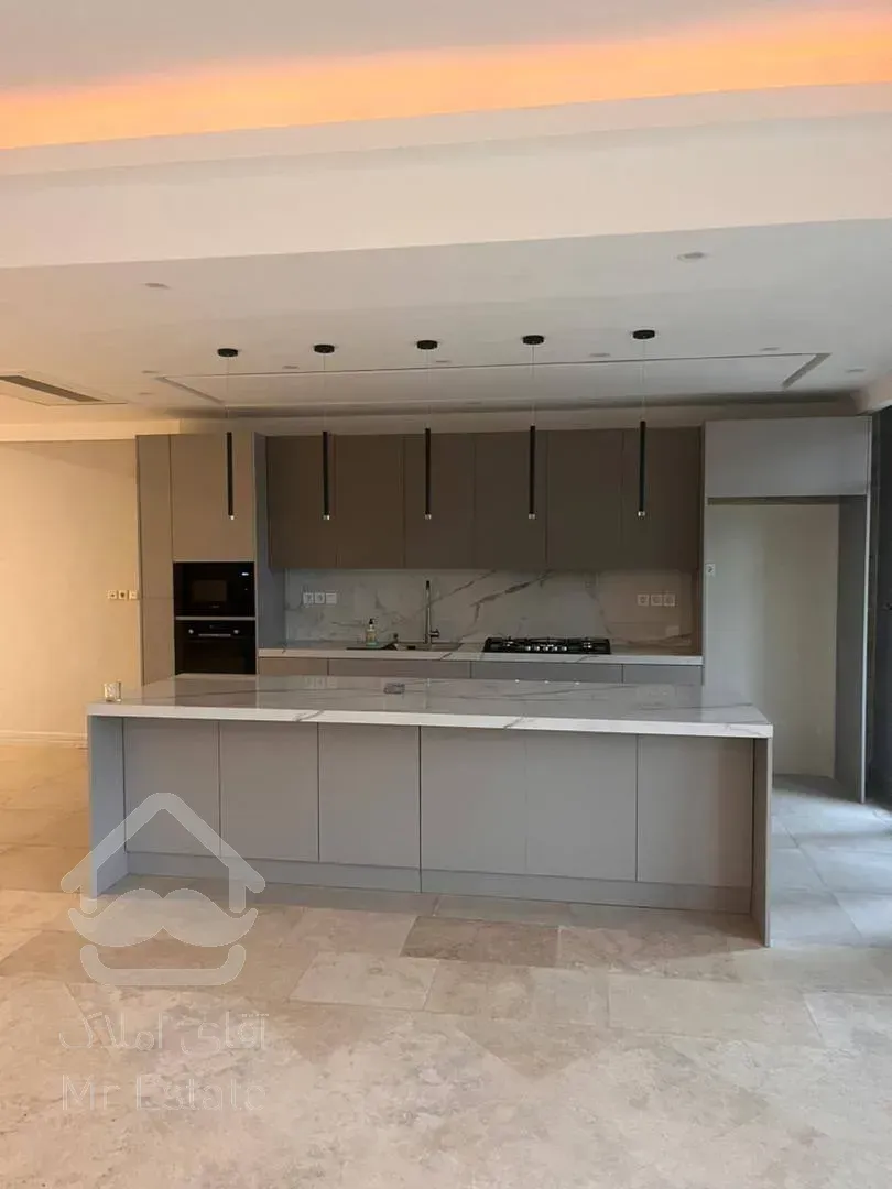 رهن آپارتمان  ۲۲۰ متری در ولنجک