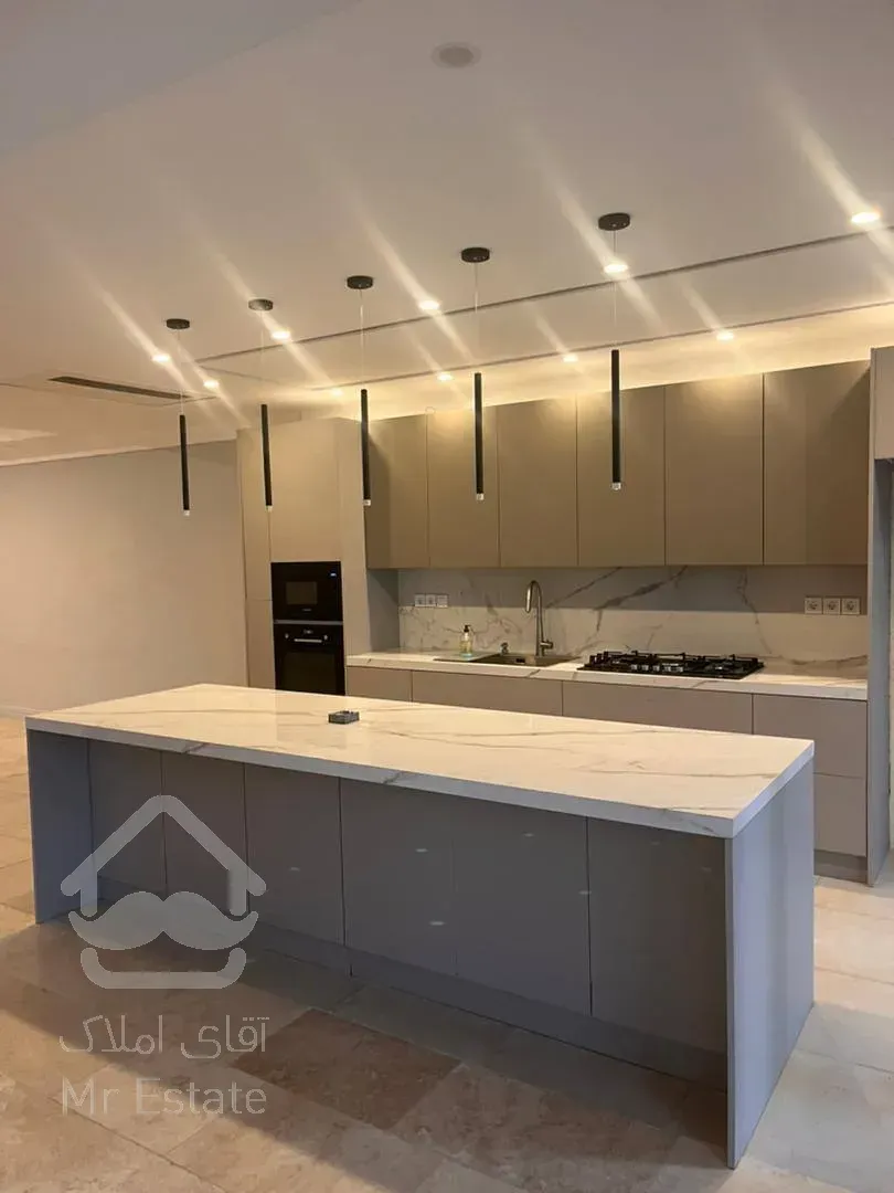 رهن آپارتمان  ۲۲۰ متری در ولنجک