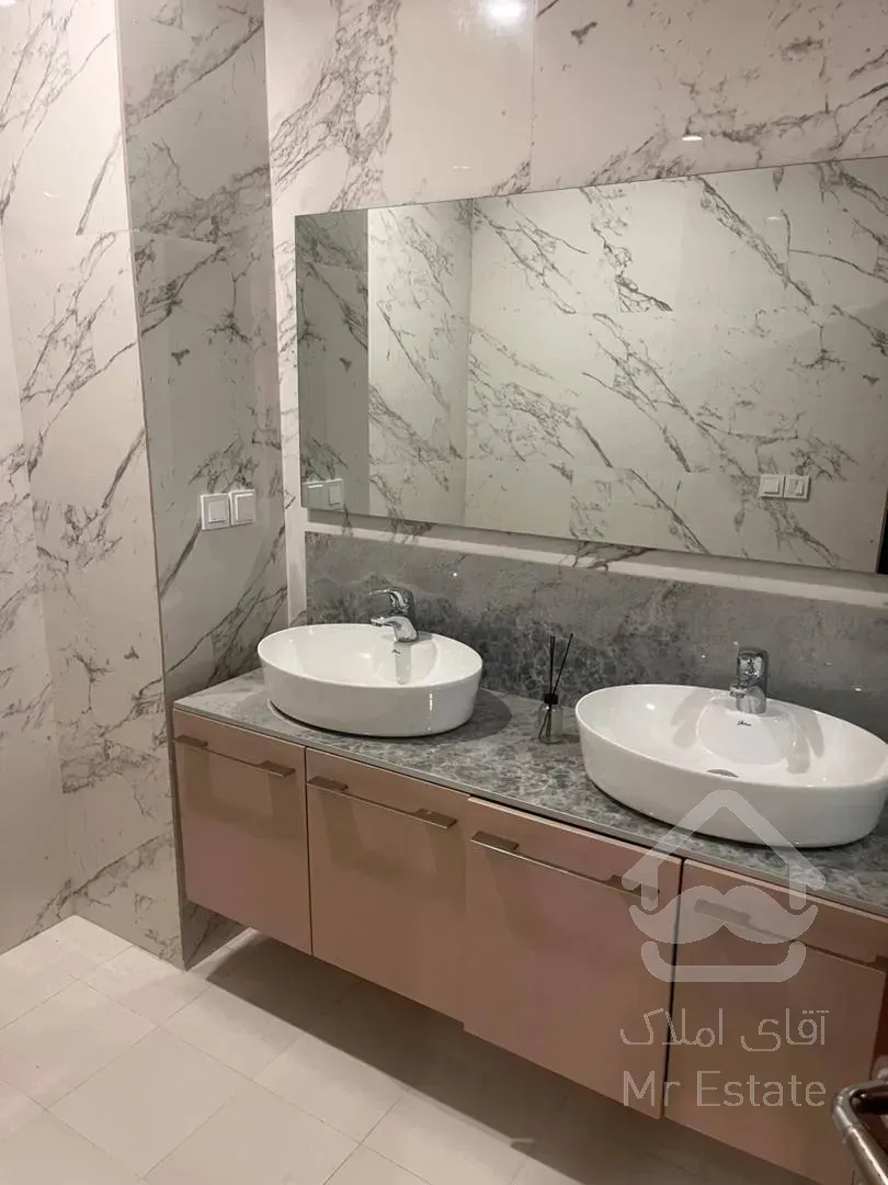 رهن آپارتمان  ۲۲۰ متری در ولنجک