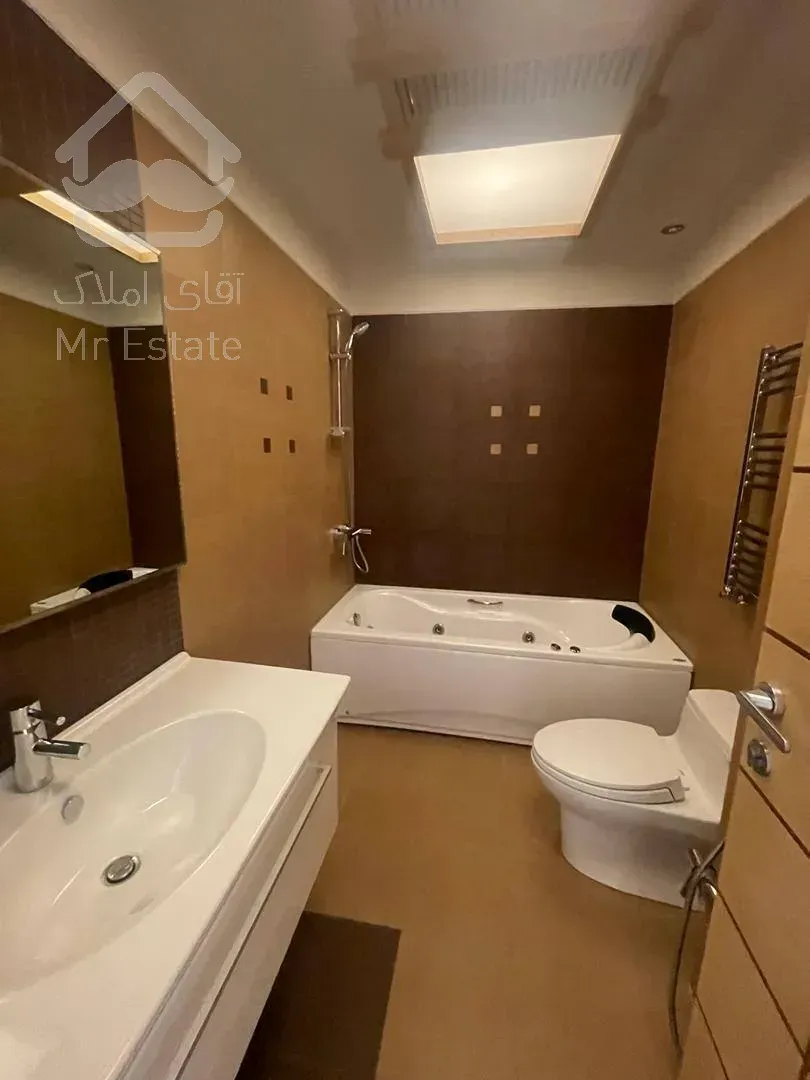 رهن آپارتمان ۲۵۰ متری در زعفرانیه