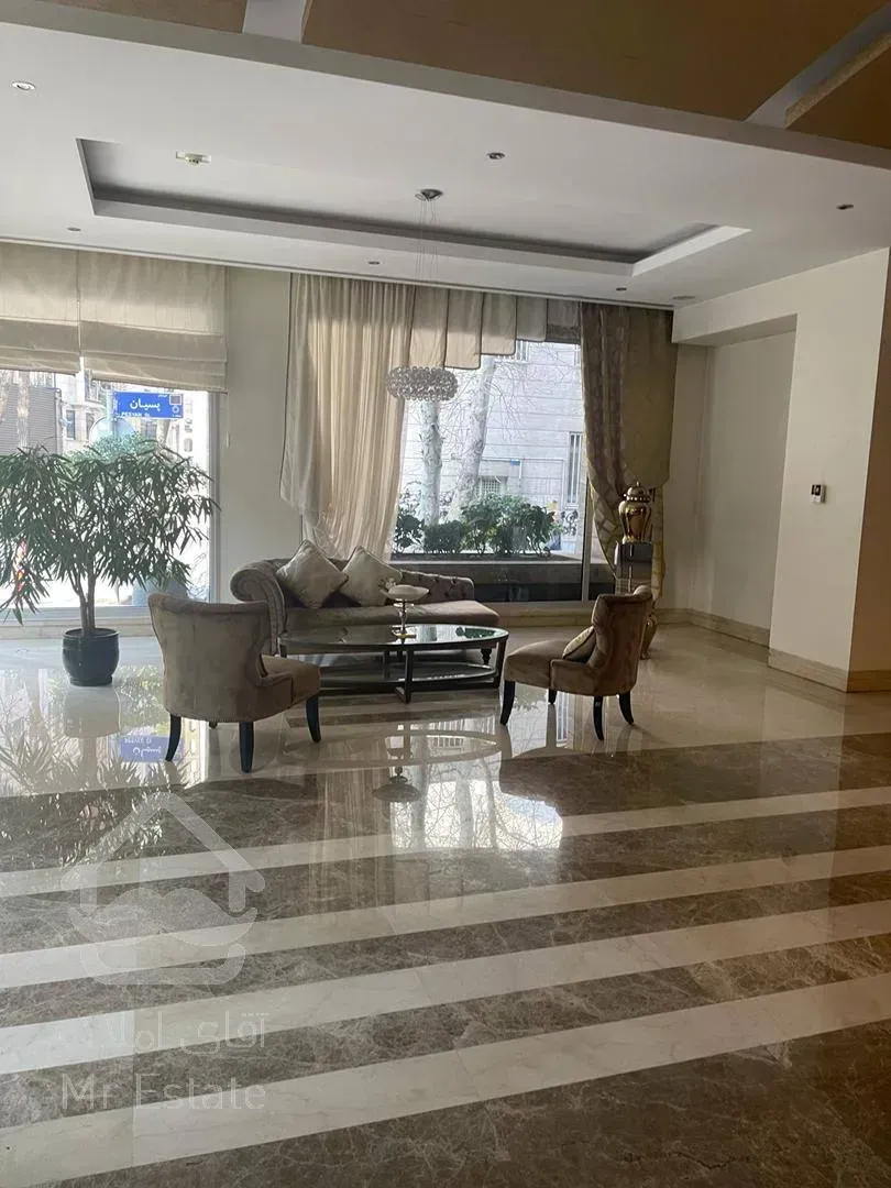 رهن آپارتمان ۲۵۰ متری در زعفرانیه