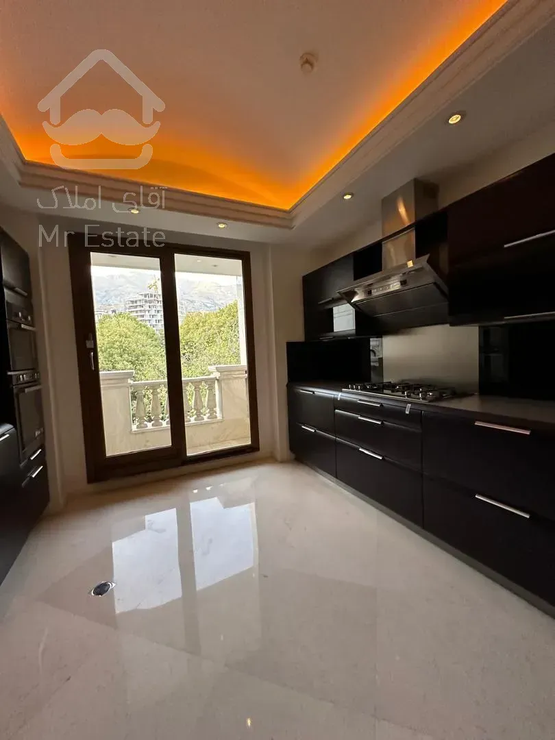 فروش آپارتمان ۱۸۲ متری در زعفرانیه