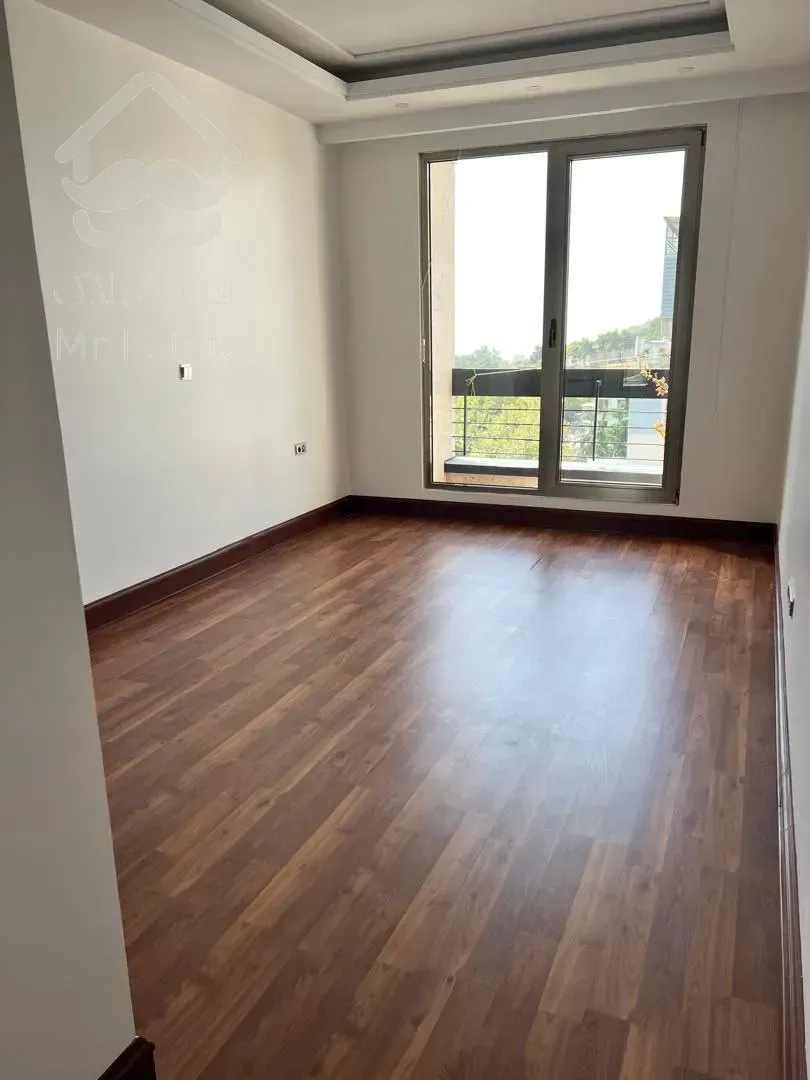 رهن آپارتمان ۲۸۰ متری در محمودیه