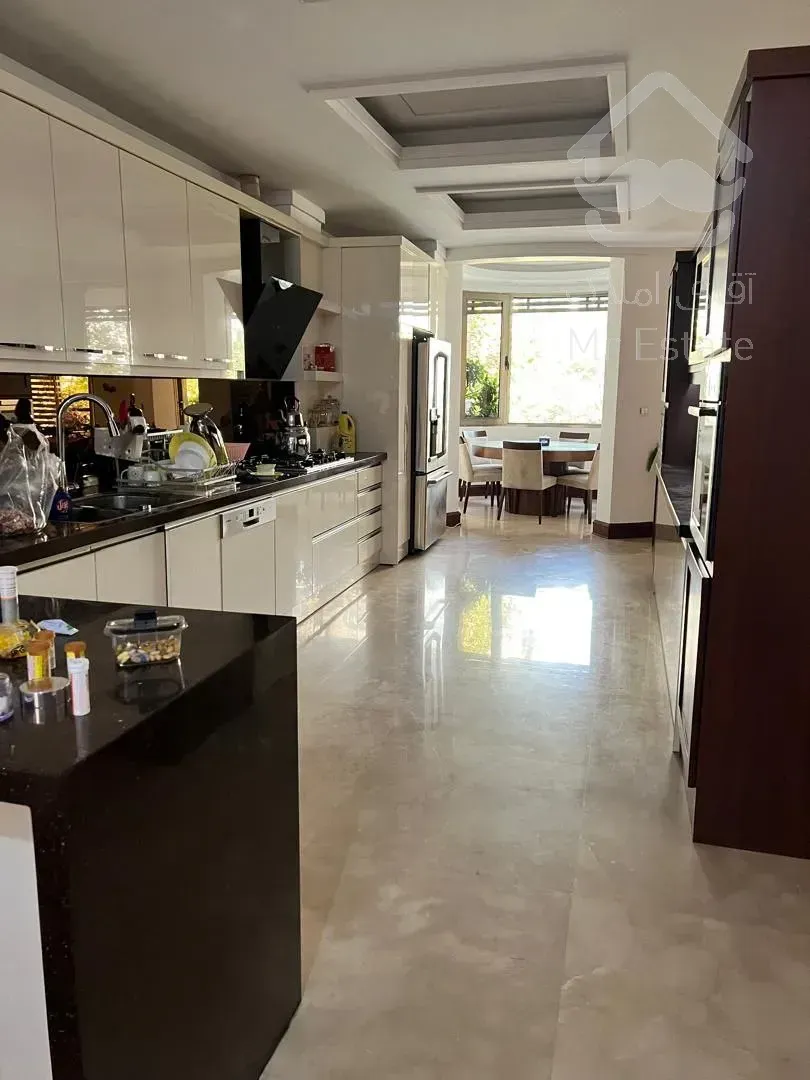 رهن آپارتمان ۲۸۰ متری در محمودیه