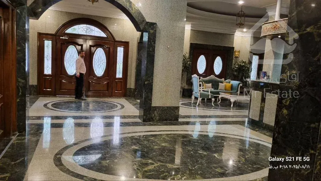 اجاره آپارتمان ۲۲۰ متری در زعفرانیه