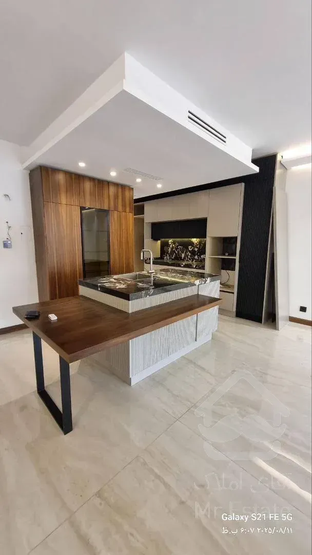 اجاره آپارتمان ۲۲۰ متری در زعفرانیه