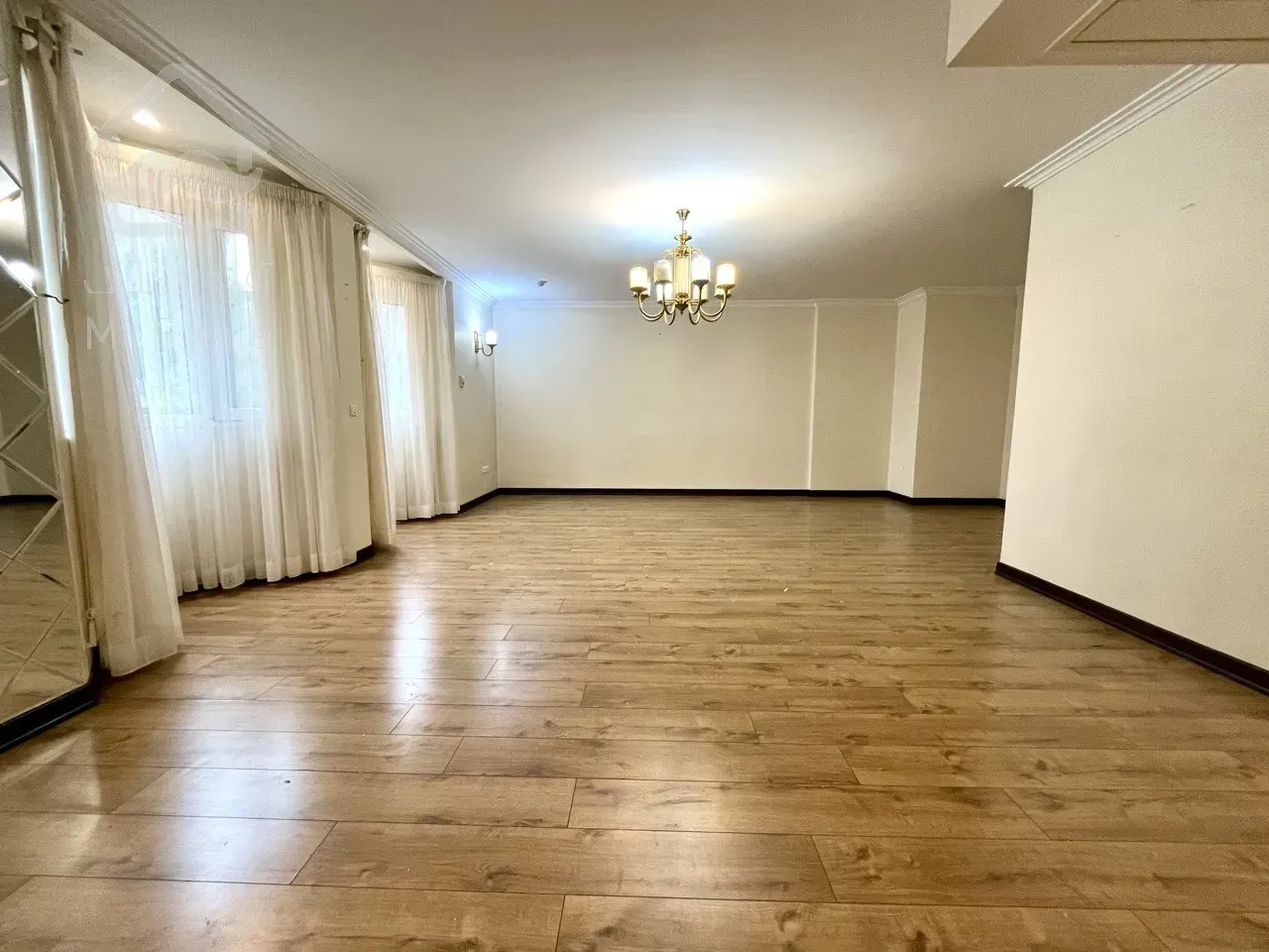 فروش آپارتمان ۱۱۵ متری در زعفرانیه