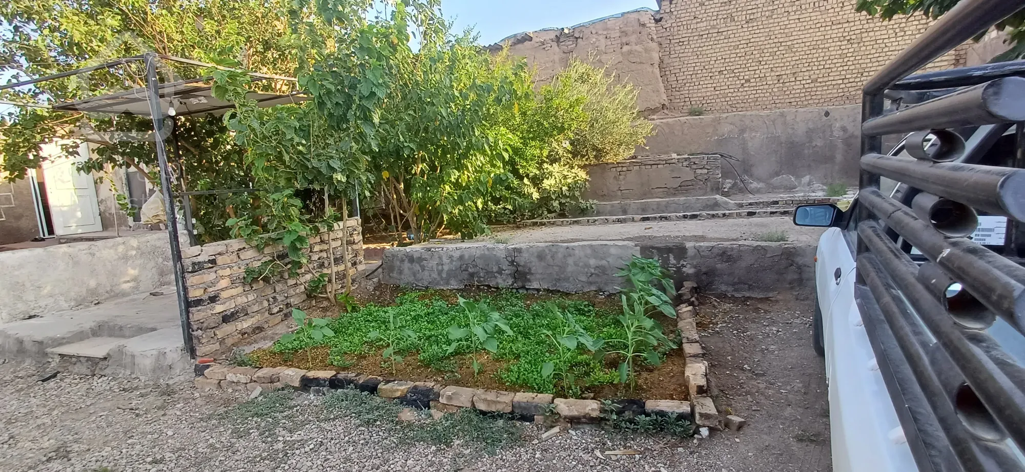 ۶۳۰ متری سنددار