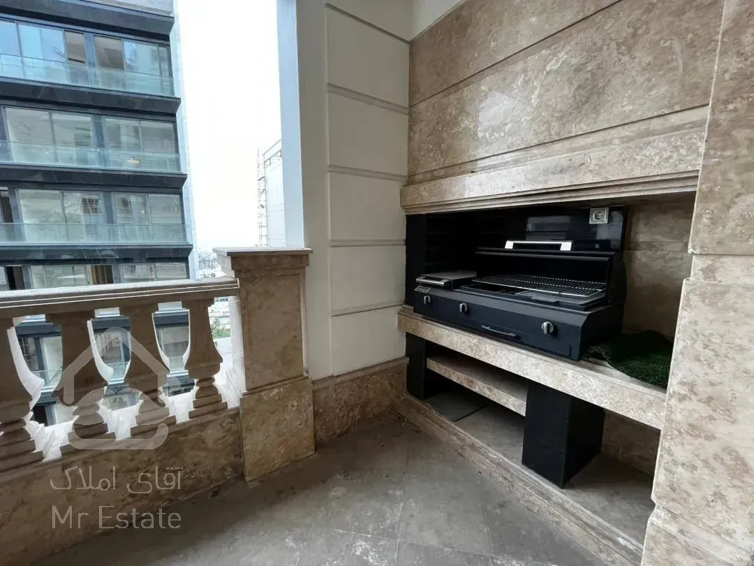 رهن آپارتمان ۲۴۰ متری در زعفرانیه