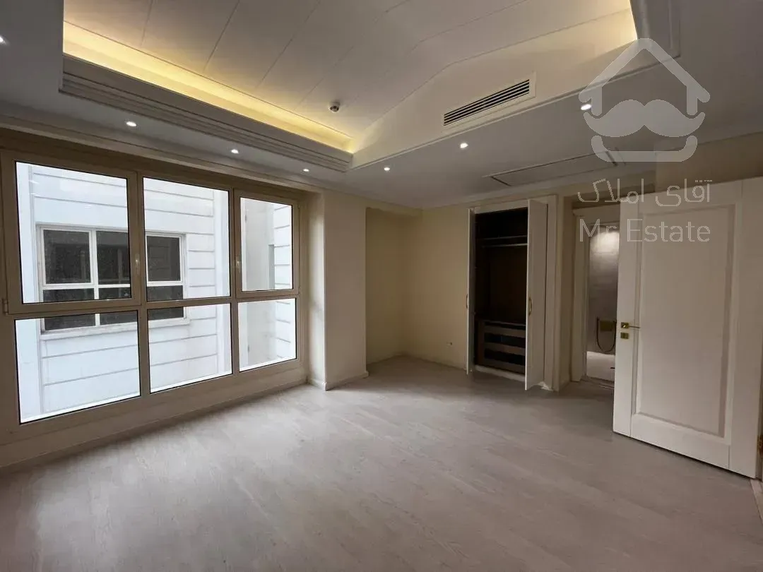 رهن آپارتمان ۲۴۰ متری در زعفرانیه