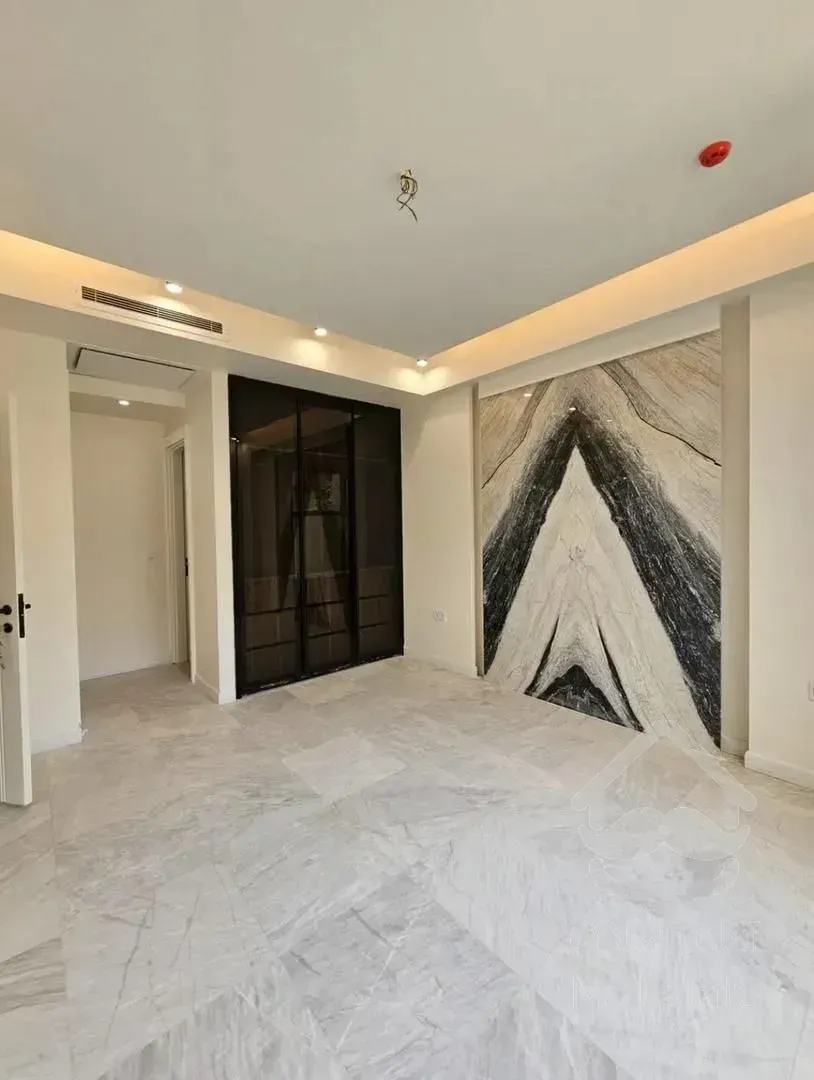 رهن آپارتمان ۱۶۵ متری در زعفرانیه