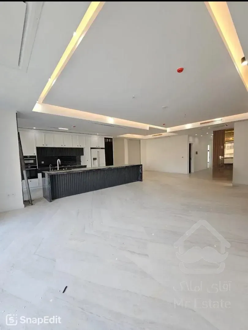 رهن آپارتمان ۱۶۵ متری در زعفرانیه