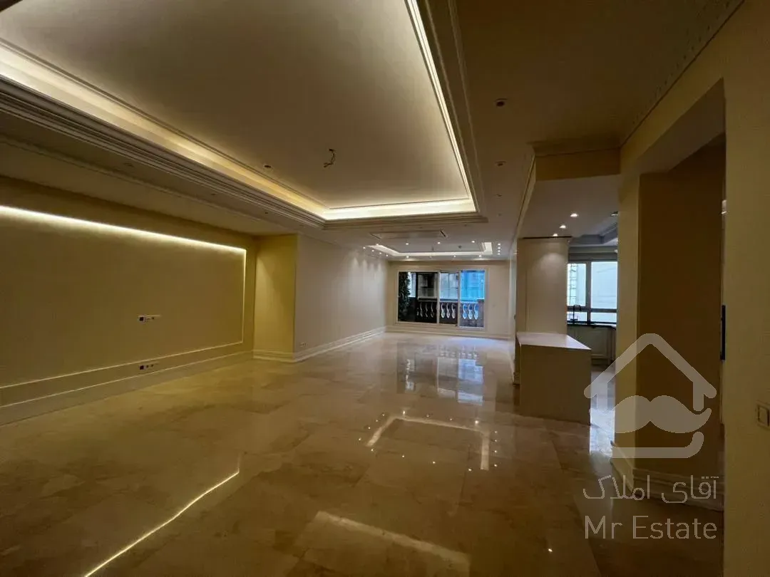 رهن آپارتمان ۲۴۰ متری در زعفرانیه