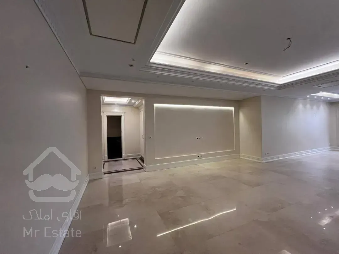 رهن آپارتمان ۲۴۰ متری در زعفرانیه