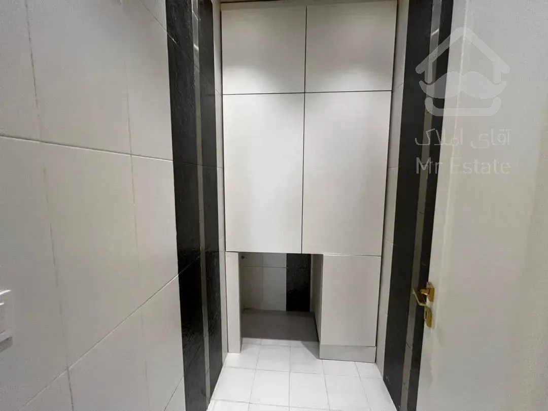 رهن آپارتمان ۲۴۰ متری در زعفرانیه