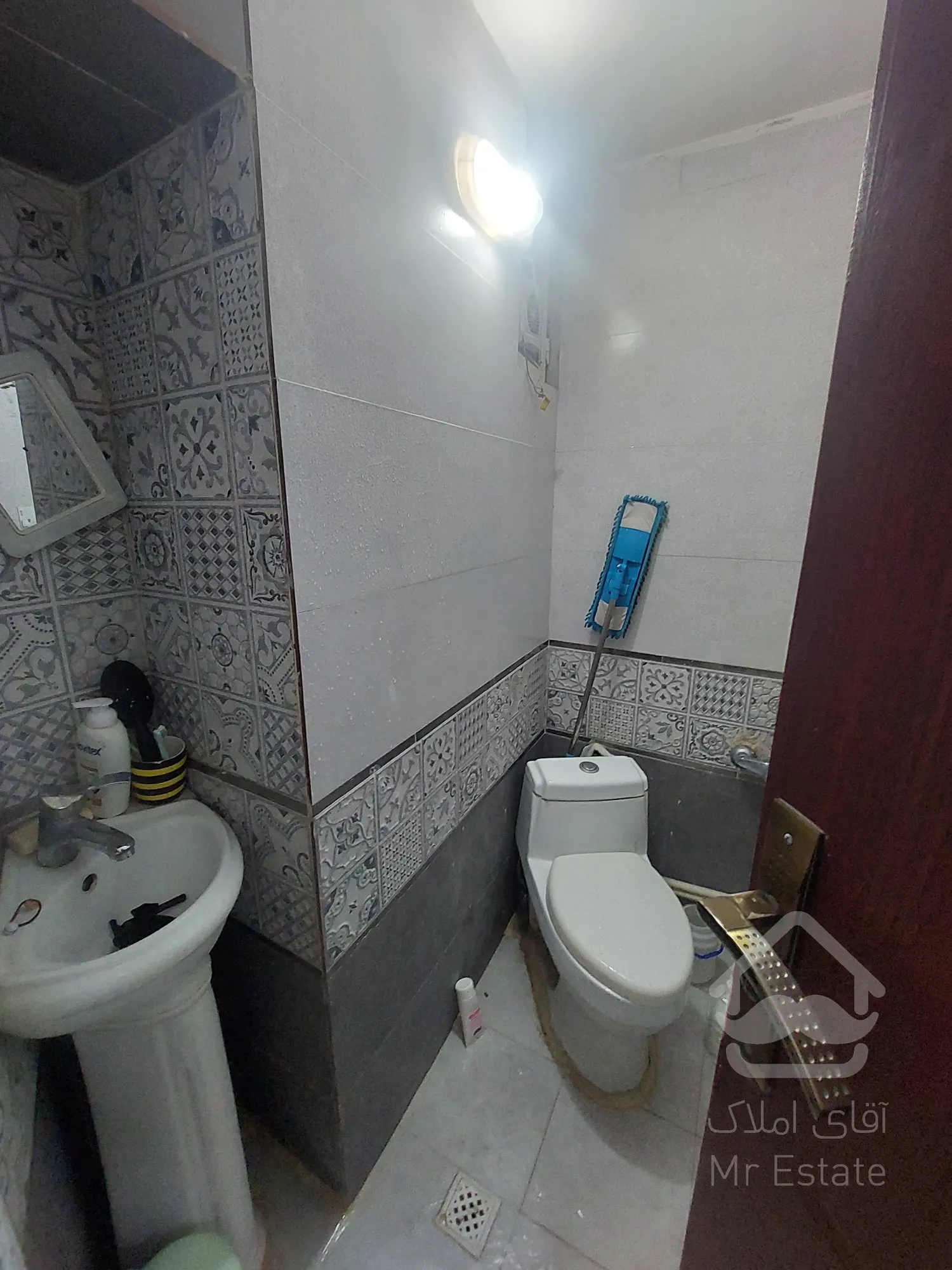 ۷۵ متر دوخواب طبقه چهارم شقايق جنوبی