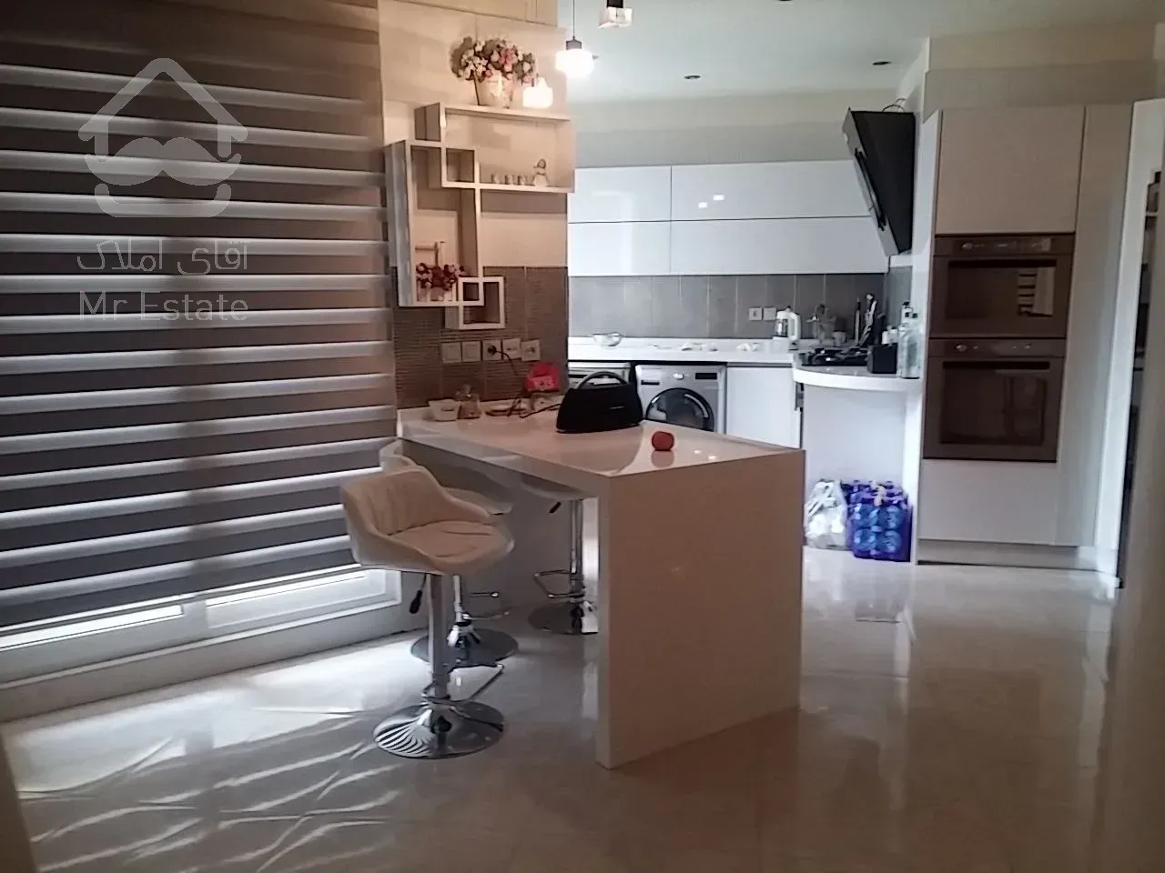 رهن آپارتمان ۲۰۰ متری در زعفرانیه