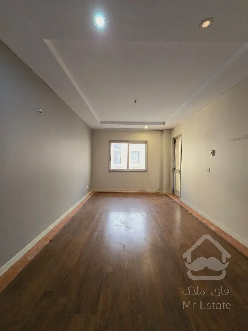 رهن برج باغ ۲۲۰ متری در زعفرانیه