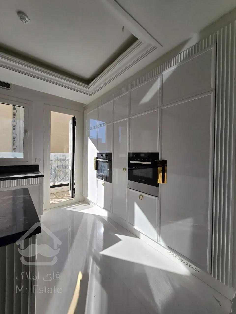 رهن برج نئو کلاسیک ۲۵۰ متری در ولنجک