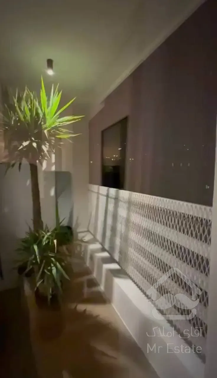 رهن آپارتمان ۲۴۰ متری در زعفرانیه