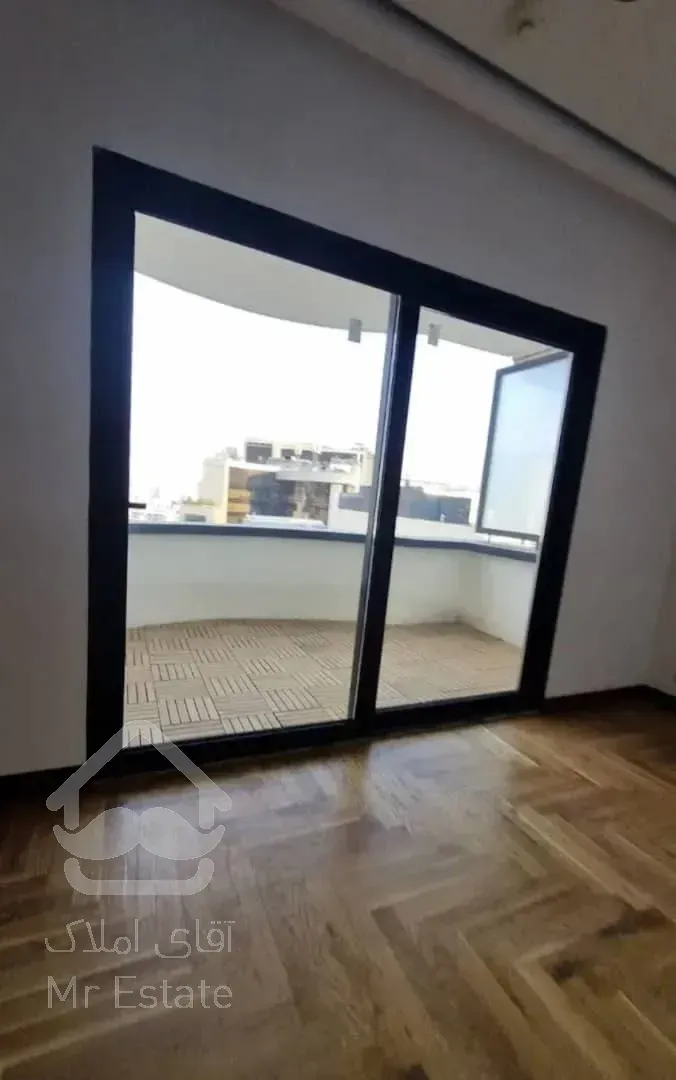 فروش برج باغ ۲۷۵ متری در زعفرانیه