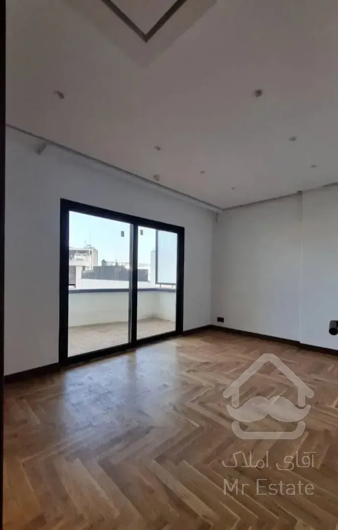 فروش برج باغ ۲۷۵ متری در زعفرانیه