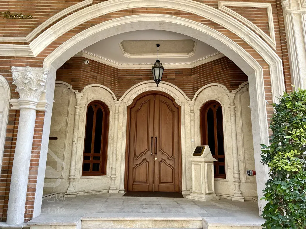 فروش آپارتمان ۱۵۲ متری در زعفرانیه