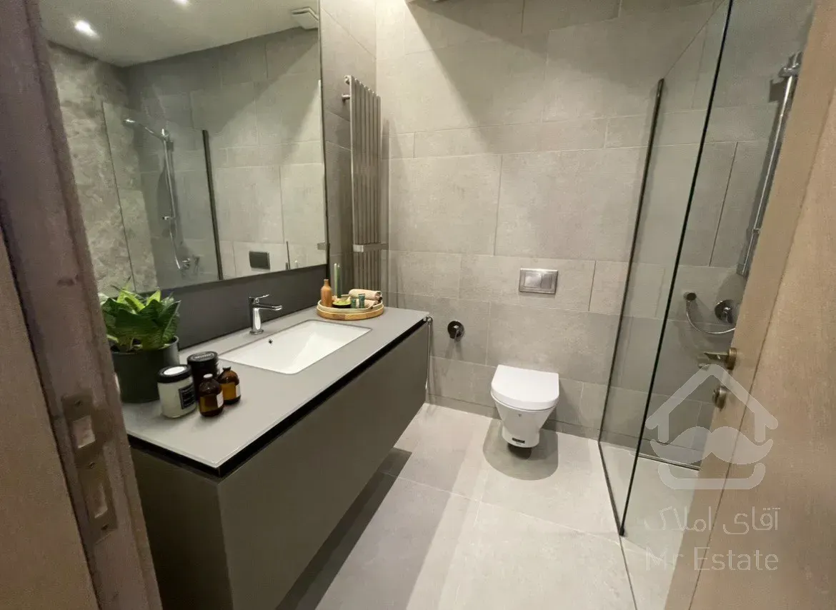 فروش آپارتمان ۱۴۰ متری در زعفرانیه