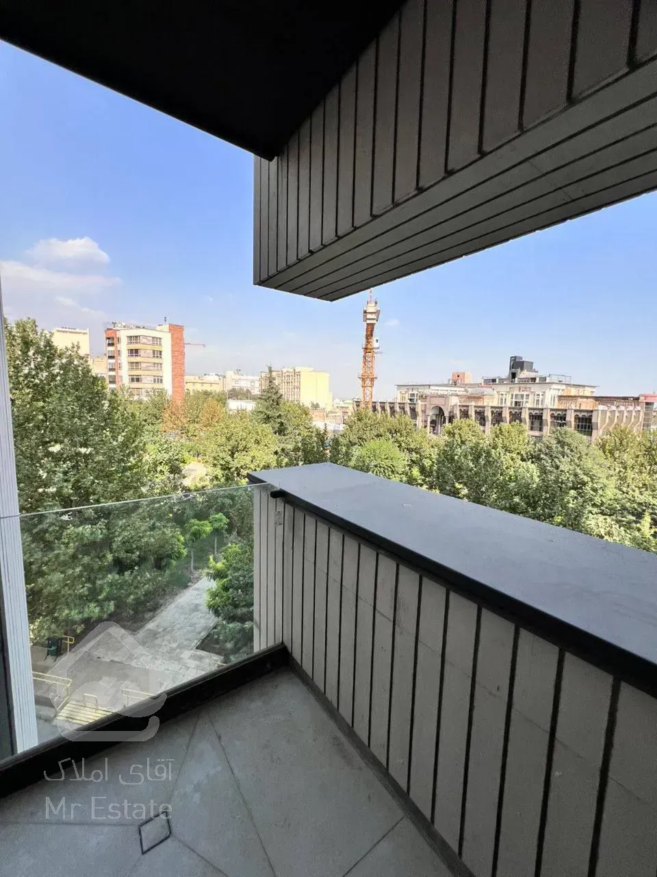 رهن آپارتمان ۱۸۰ متری در ولنجک