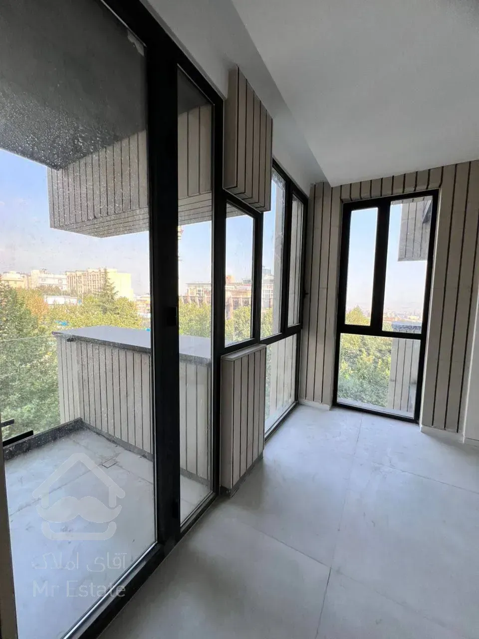 رهن آپارتمان ۱۸۰ متری در ولنجک