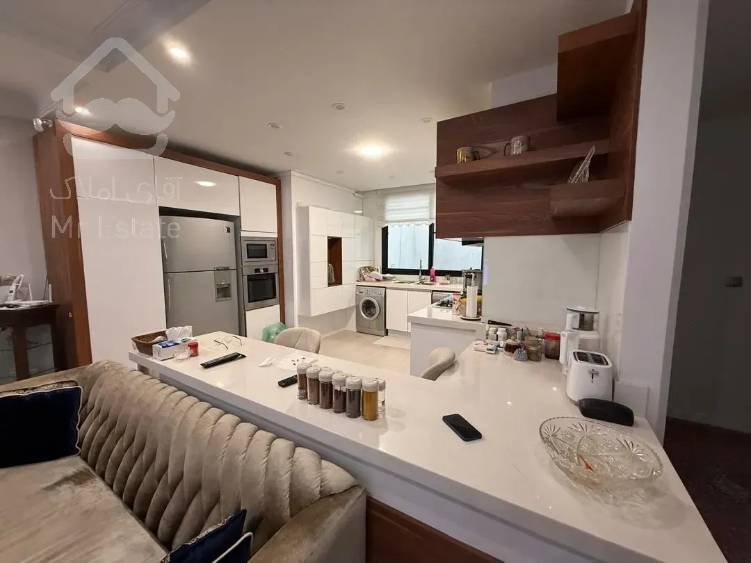 رهن آپارتمان 200 متری در زعفرانیه