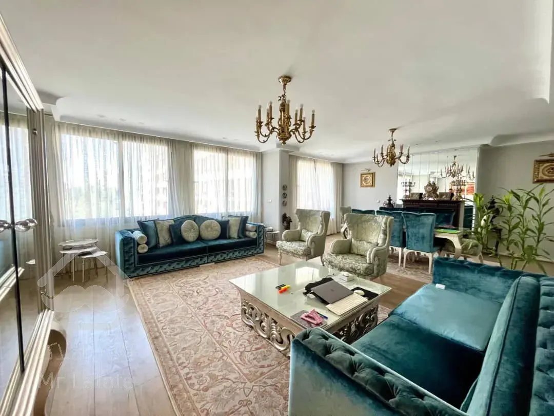 رهن آپارتمان 200 متری در زعفرانیه