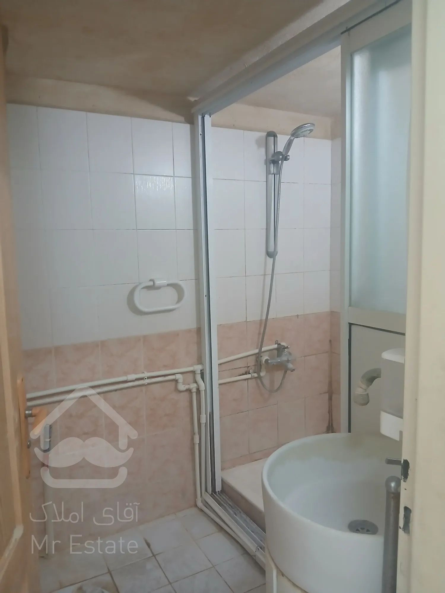 آپارتمان ۴۸ متری زیرهمکف